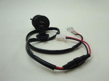 Afbeeldingen van Aansluiting 12v usb opladen telefoon inb