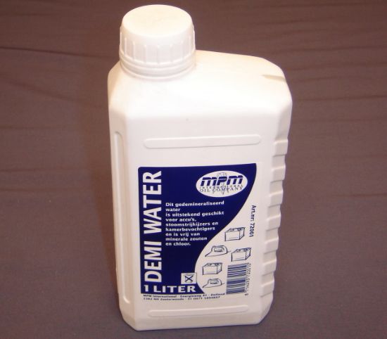 Loef Bromfietsen | ProductMetaTitle - Accu water 1 liter gedemineraliseerd